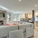 Cozy-Luxe Colorado Condo Next To Base Village