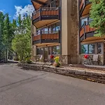 Laurelwood Condominiums 102