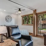 Laurelwood Condominiums 102