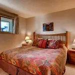 Unique, Mountain 4 Bedroom Condo Condo