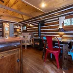Pioneer Guest Cabins