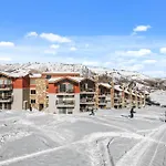 Enclave 308, Snowmass Ski-In/Ski-Out Condo W/Shared Pool/Hot Tub