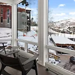 Enclave 308, Snowmass Ski-In/Ski-Out Condo W/Shared Pool/Hot Tub