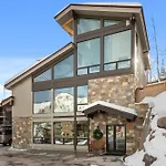 Enclave 308, Snowmass Ski-In/Ski-Out Condo W/Shared Pool/Hot Tub