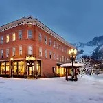 Independence Square 202, Hotel Room Over-Looking The Mall And Aspen Mountain