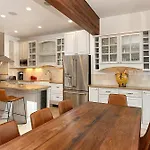 Durant Unit D5, Deluxe Condo With Beautiful Furnishings, Great Views, And Central A/C