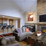 The Lodge At Mountaineer Square