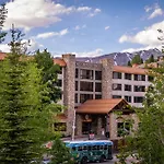 The Grand Lodge Hotel And Suites