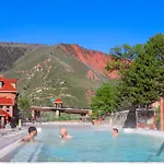 Glenwood Hot Springs Resort