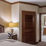 The Ritz-Carlton Club, 3 Bedroom Residence 8208, Ski-In & Ski-Out Resort In Aspen Highlands