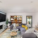 New 2 Bedroom 2 And A Half Bath - Luxurious Aspen Mountain Modern!