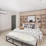 New 2 Bedroom 2 And A Half Bath - Luxurious Aspen Mountain Modern!