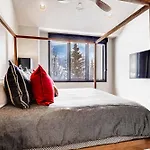 Highlands Lodge 402 By East West Hospitality
