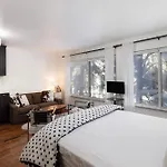 Perfect Inside Downtown Aspen Location! Romantic 1300 Ft, 4 Blocks Or 396 M, To Ajax Or Aspen Mountain