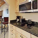 Timberline Condominiums Studio Unit 115
