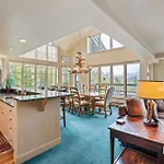 The Pines Lodge, A Rockresort