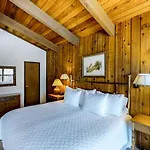 Mountain Valley Hideaway