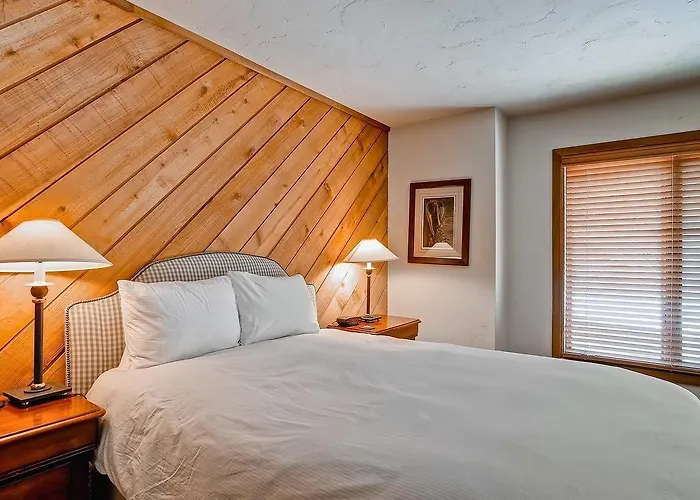 Ridgepoint Townhomes