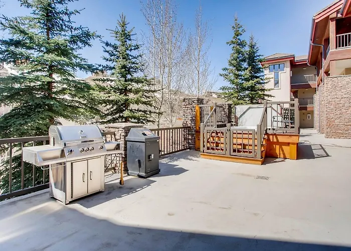 3 Br- Sleeps 8 With Jetted Tub - No Cf