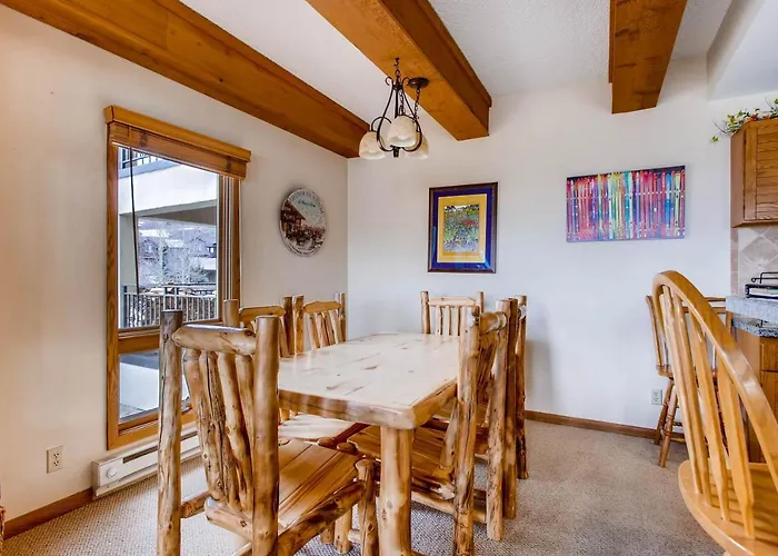 Rustic 3 Bedroom Condominium Condo