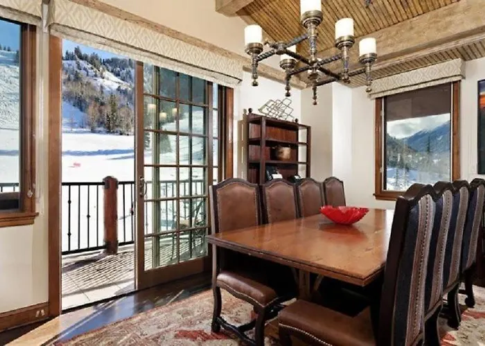 Aspen Ritz-Carlton 3 Bedroom Penthouse Ski In, Ski Out Residence With Unbeatable Access To Aspen Highlands Ski Slopes