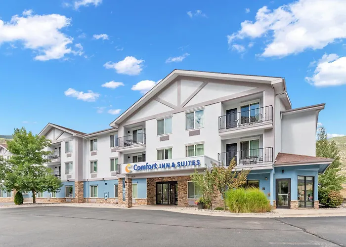 Comfort Inn & Suites Glenwood Springs On The River