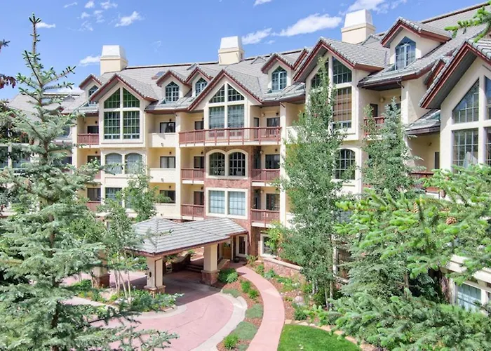 Oxford Court By East West Resorts Beaver Creek