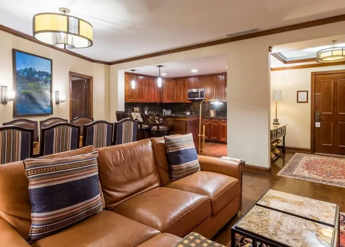 The Ritz-Carlton Club, 3 Bedroom Residence Float 4, Ski-In & Ski-Out Resort In Aspen Highlands