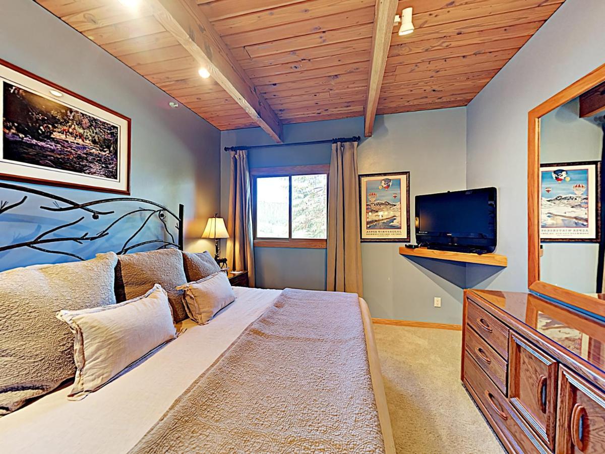 Timberline Resort 3*