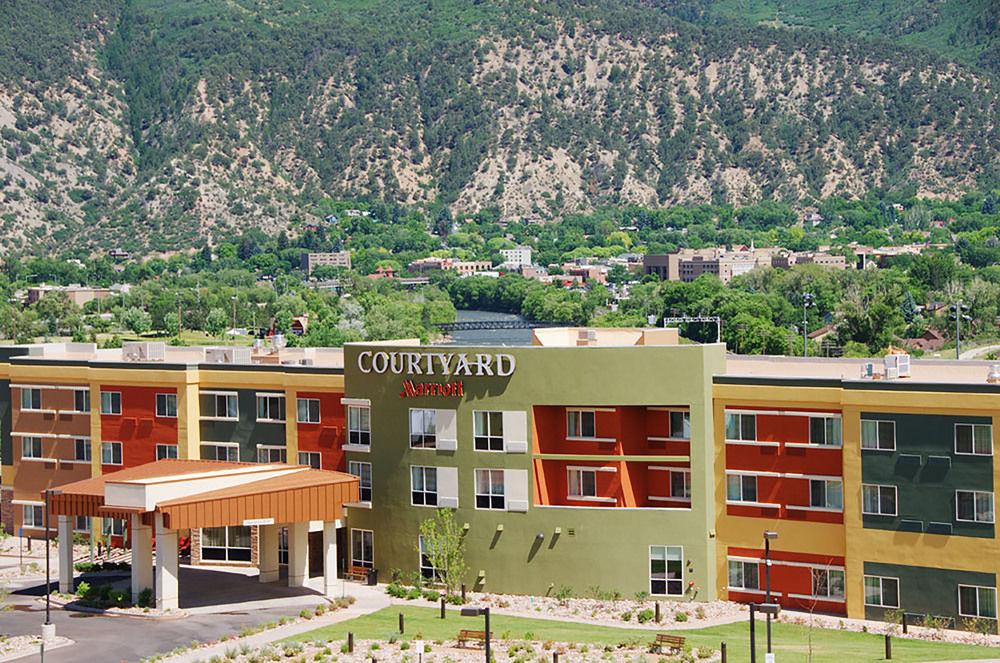 Courtyard By Marriott Hotel 3*