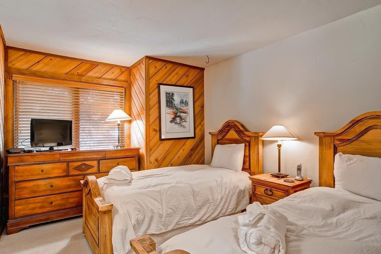 Ridgepoint Townhomes