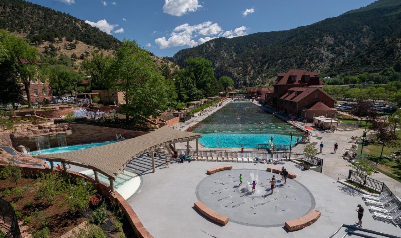 Resort Glenwood Hot Springs