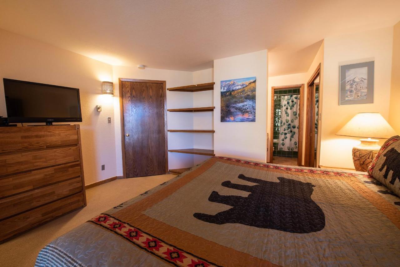 View Of Red Mountain From 2 Bedroom * Crested Butte