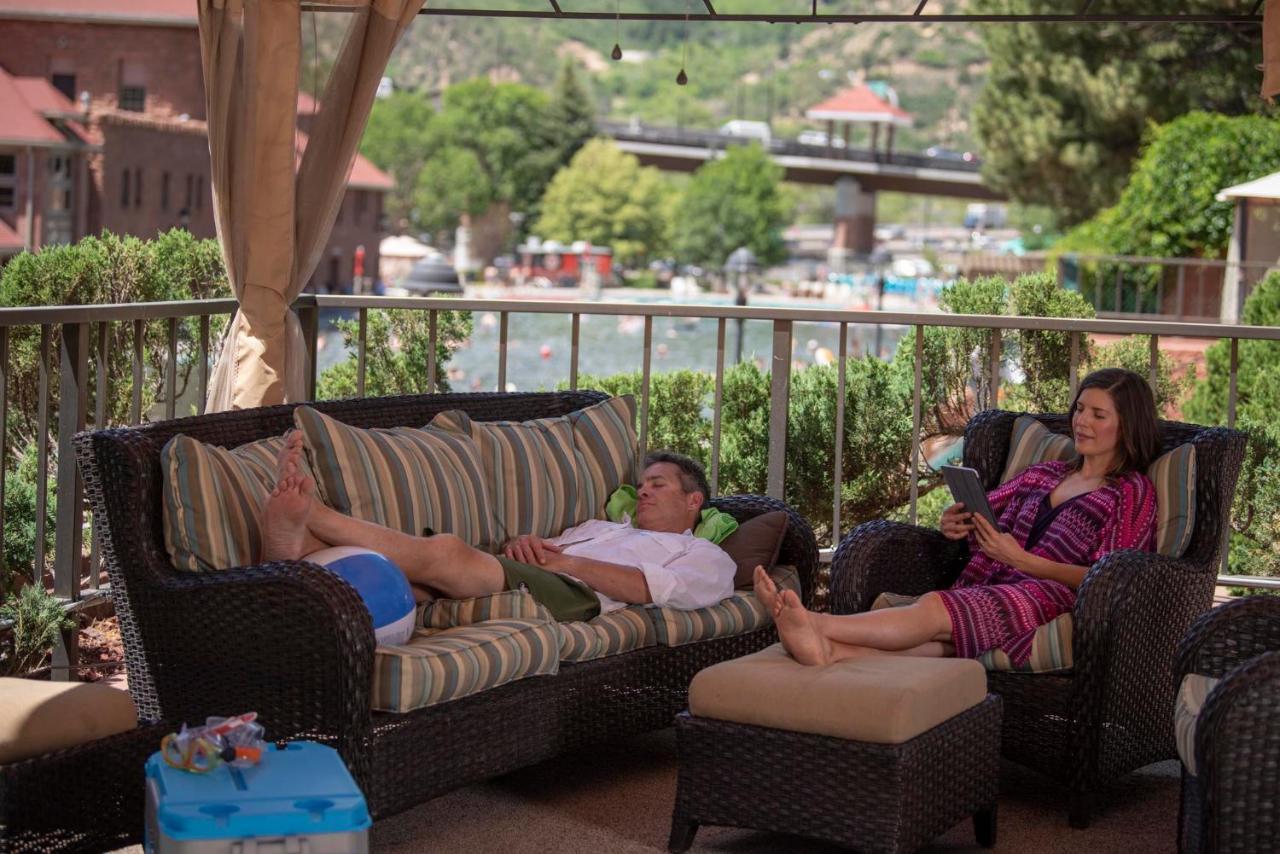 Glenwood Hot Springs 4*