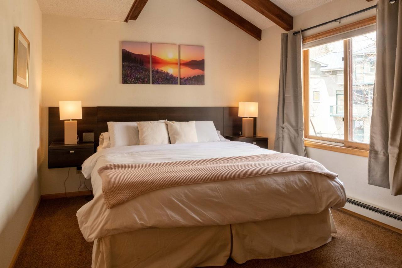 Holiday home In, Walk Out! The Perfect Mountain Retreat! Crested Butte
