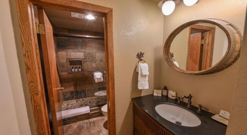 Apartment Gorgeous & Modern 3 Bedroom Plaza