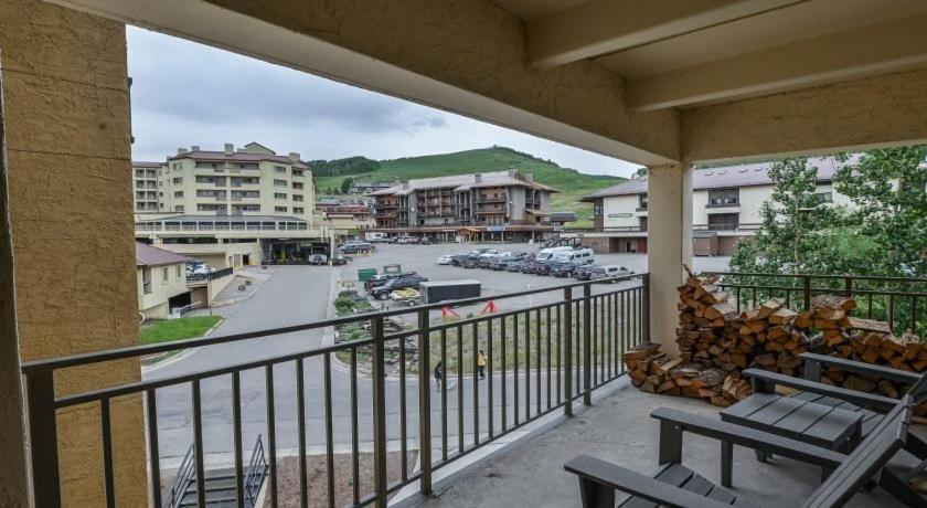 2 Bedroom With Huge, Sectional Couch * Crested Butte