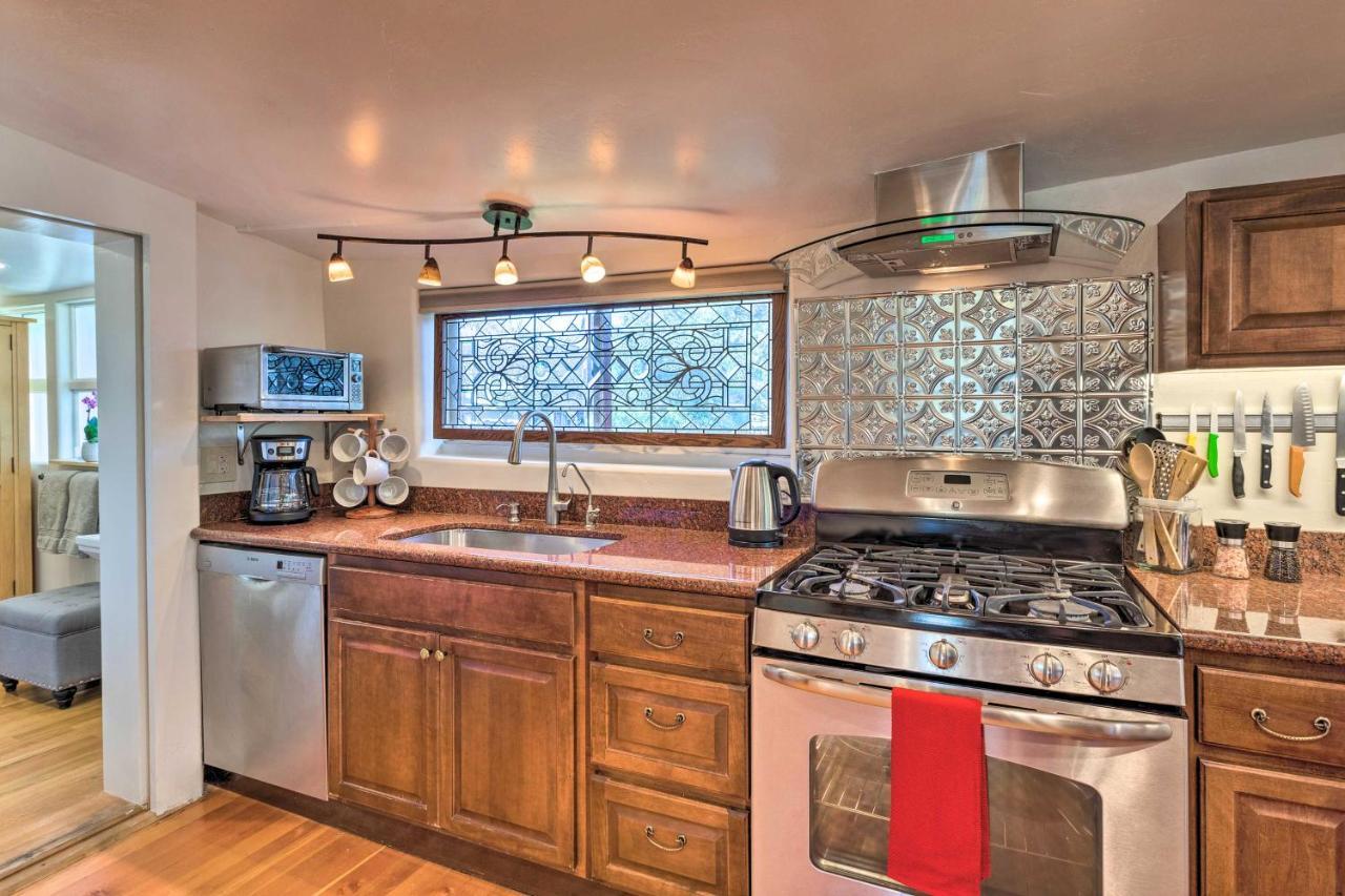 Holiday home - Steps To Dine, Shop And Hike! *