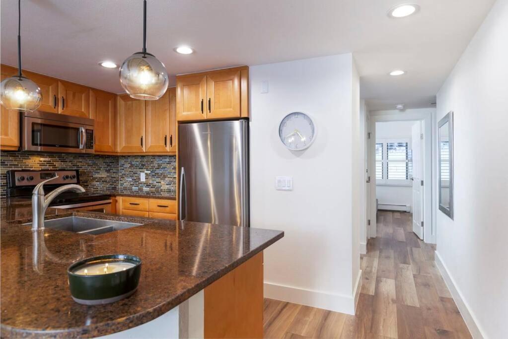 Updated 3 Bedroom 2 Ba With Pool & Hot Tub - Stunning Mountain Views! * Snowmass Village