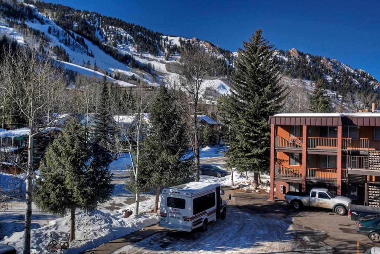 Silverglo 104, Budget-friendly Close To Downtown, Full Kitchen, New Bathroom Aspen