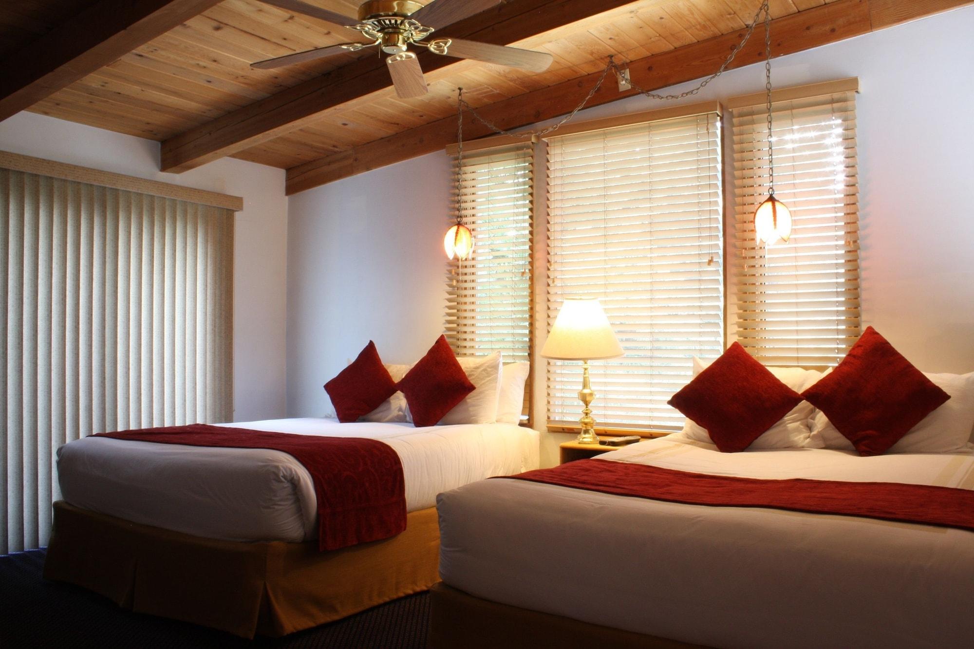 Lodge St Moritz And *