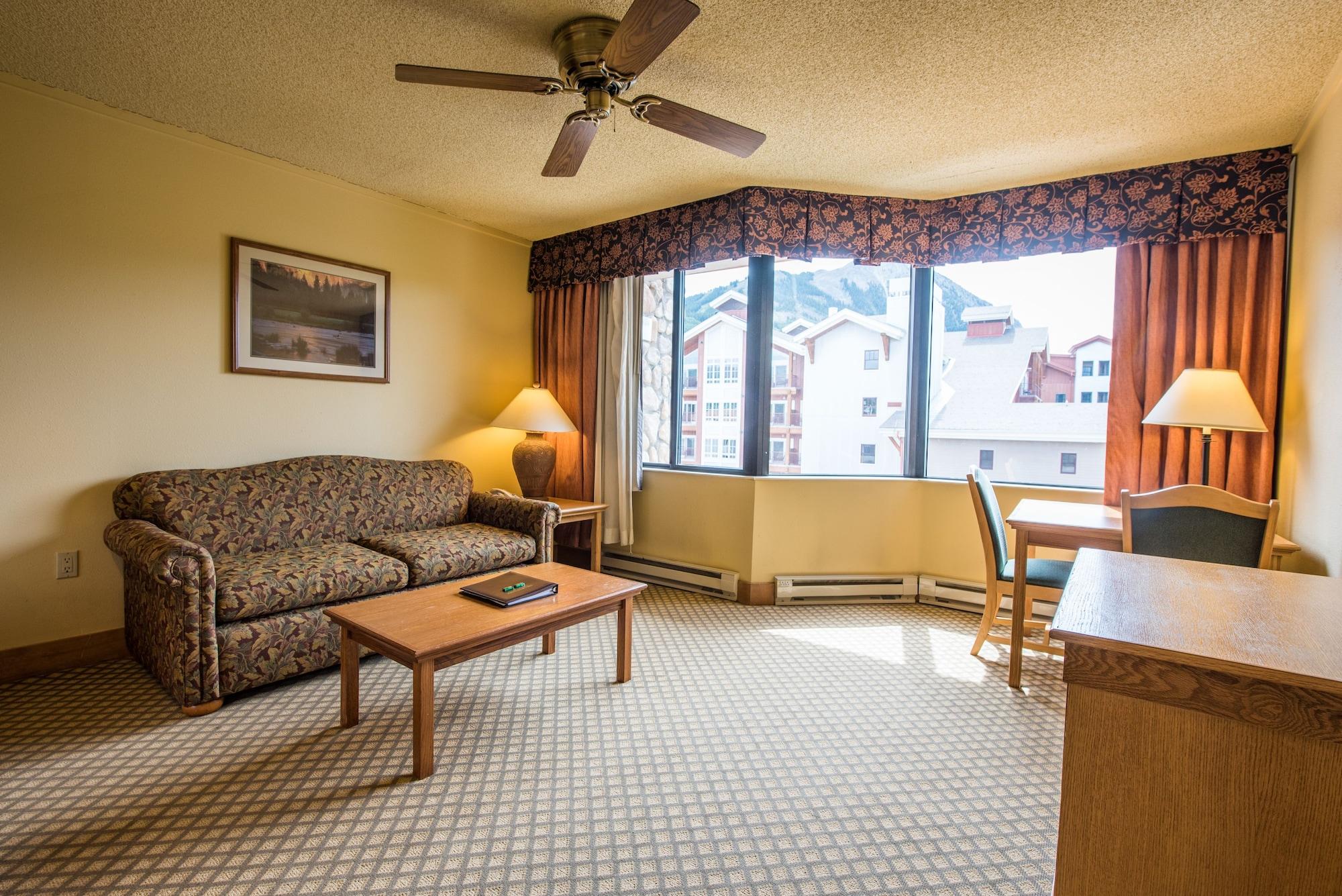 Hotel The Grand And 3*