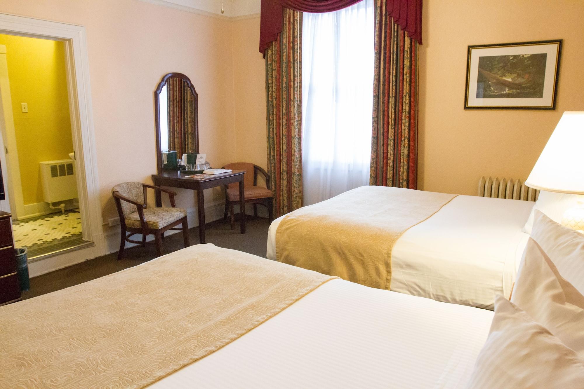Hotel Colorado 3*