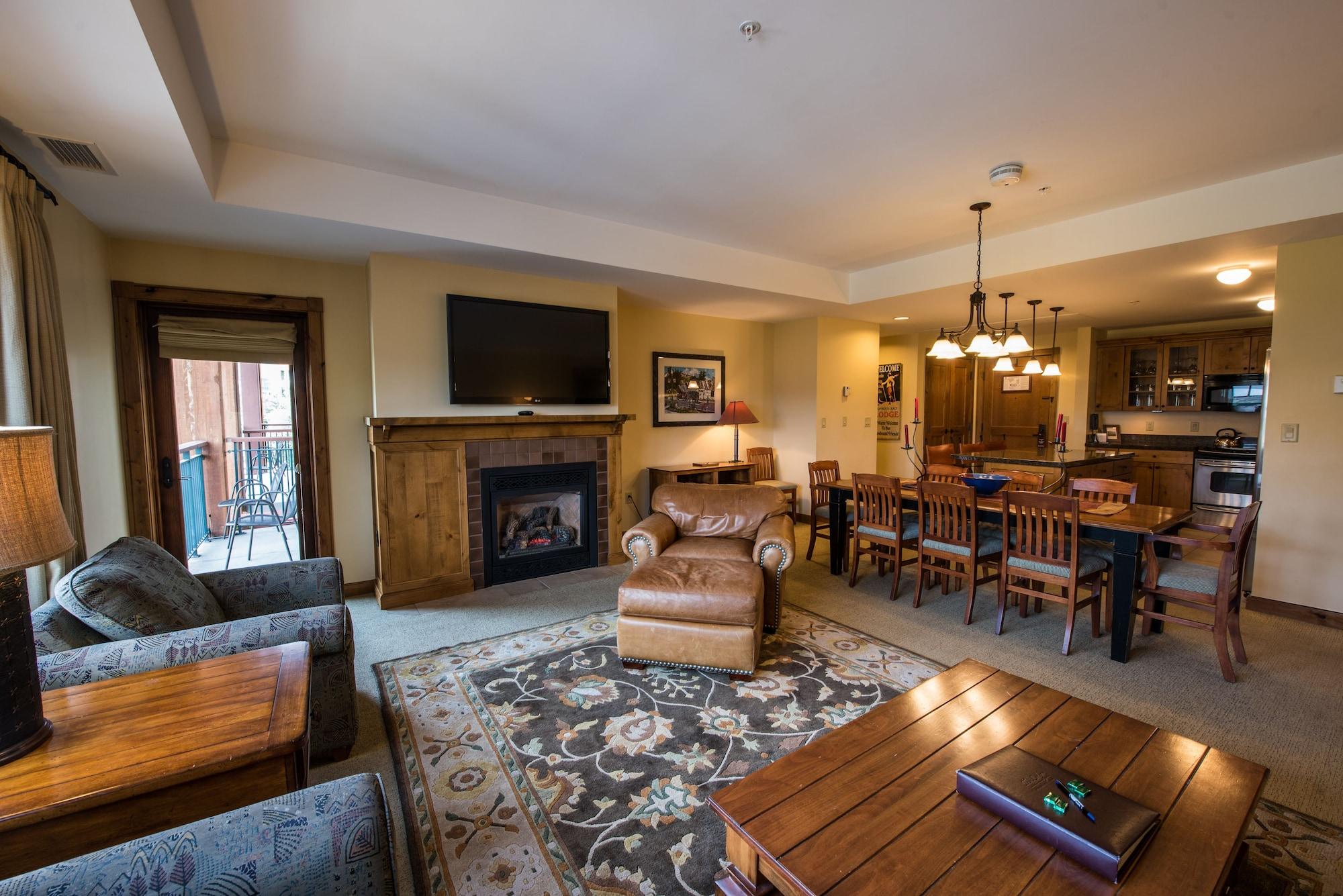 Resort The At Mountaineer Square Mount Crested Butte