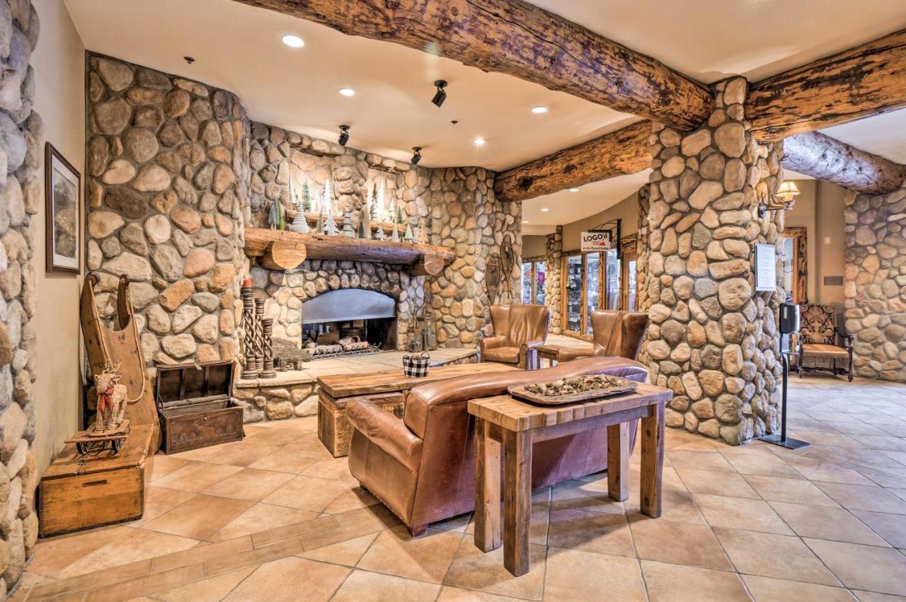 Idyllic Grand Steps To The Cb Lifts! Apartment Mount Crested Butte