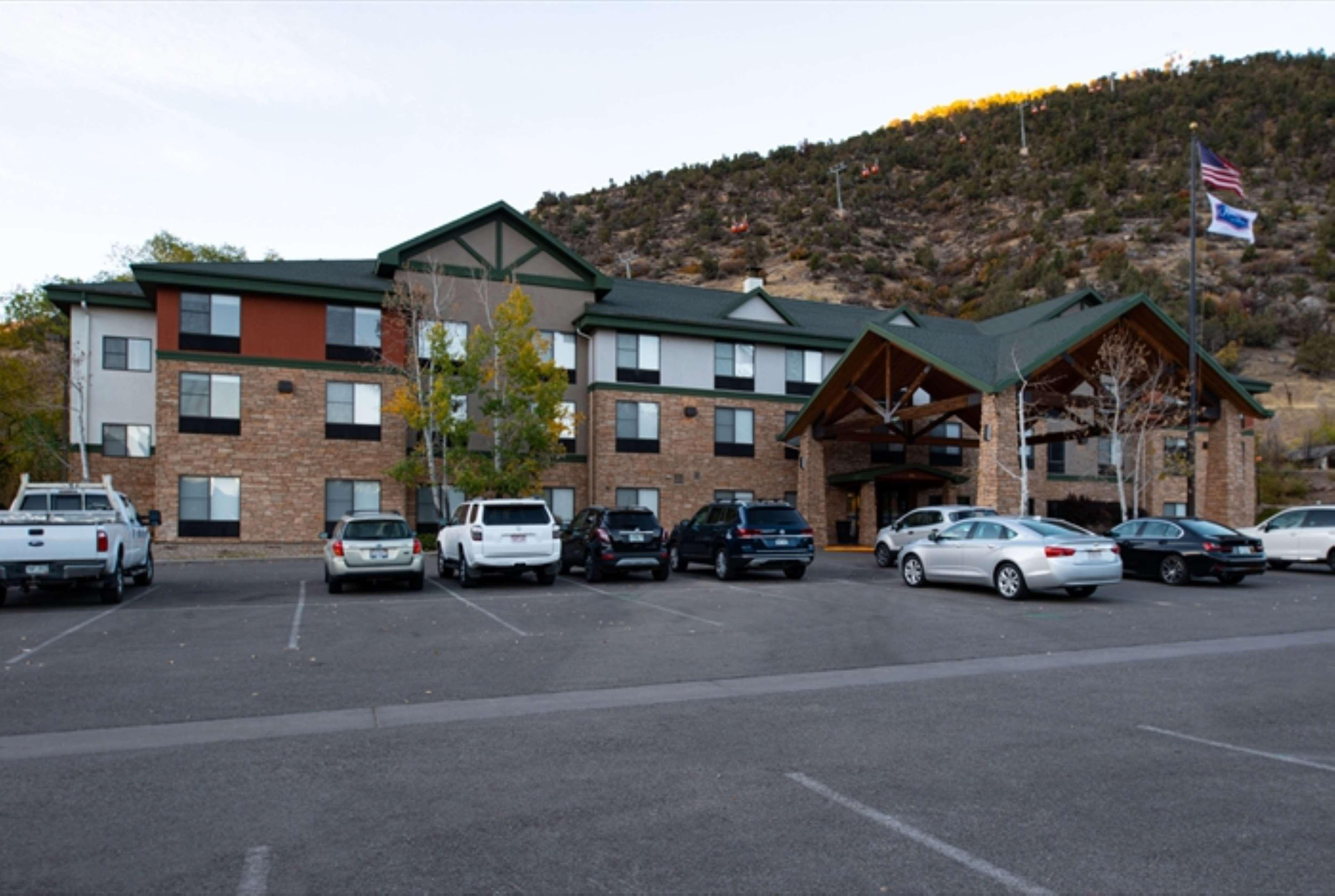 Hotel Hampton