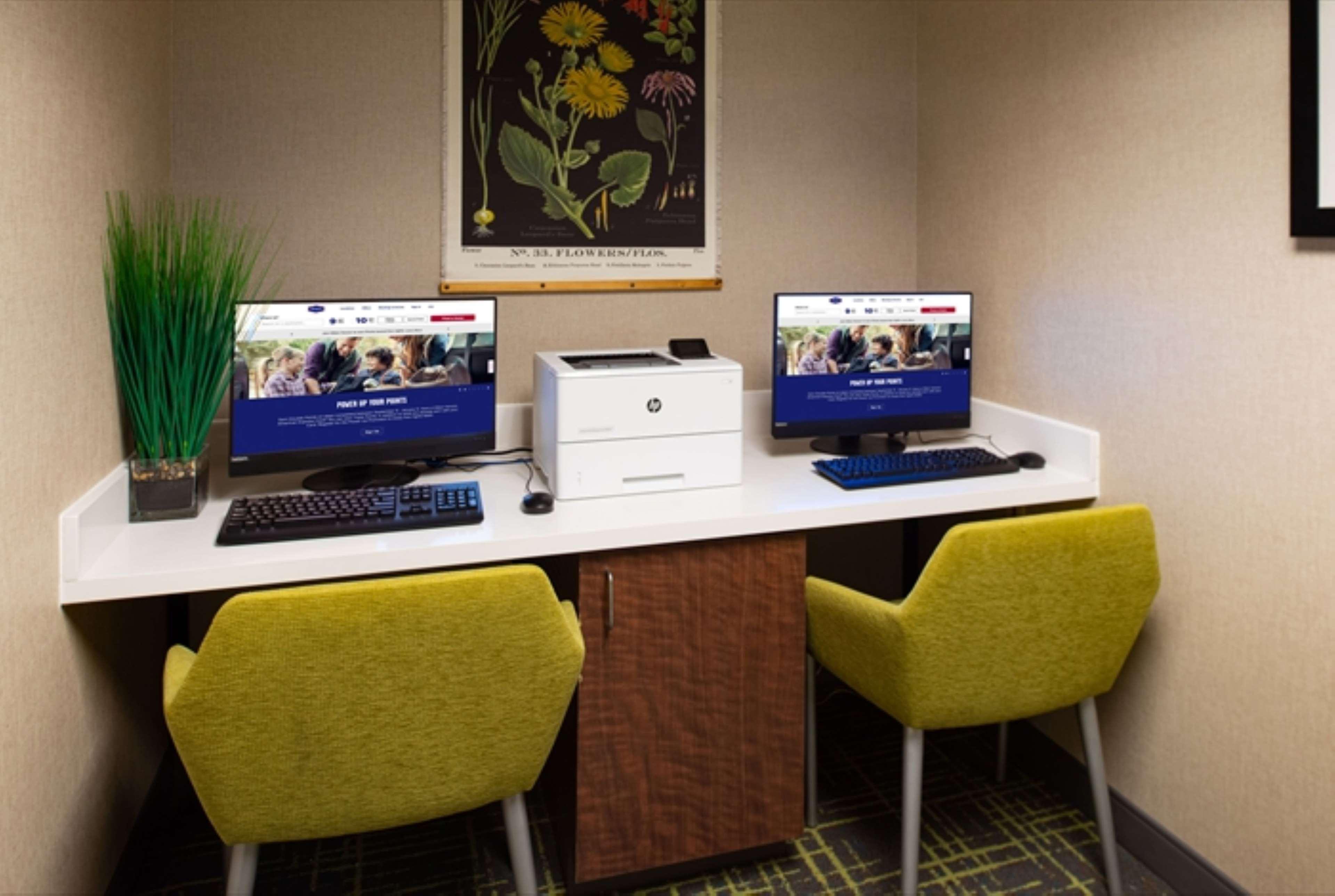 Hampton Hotel 3*