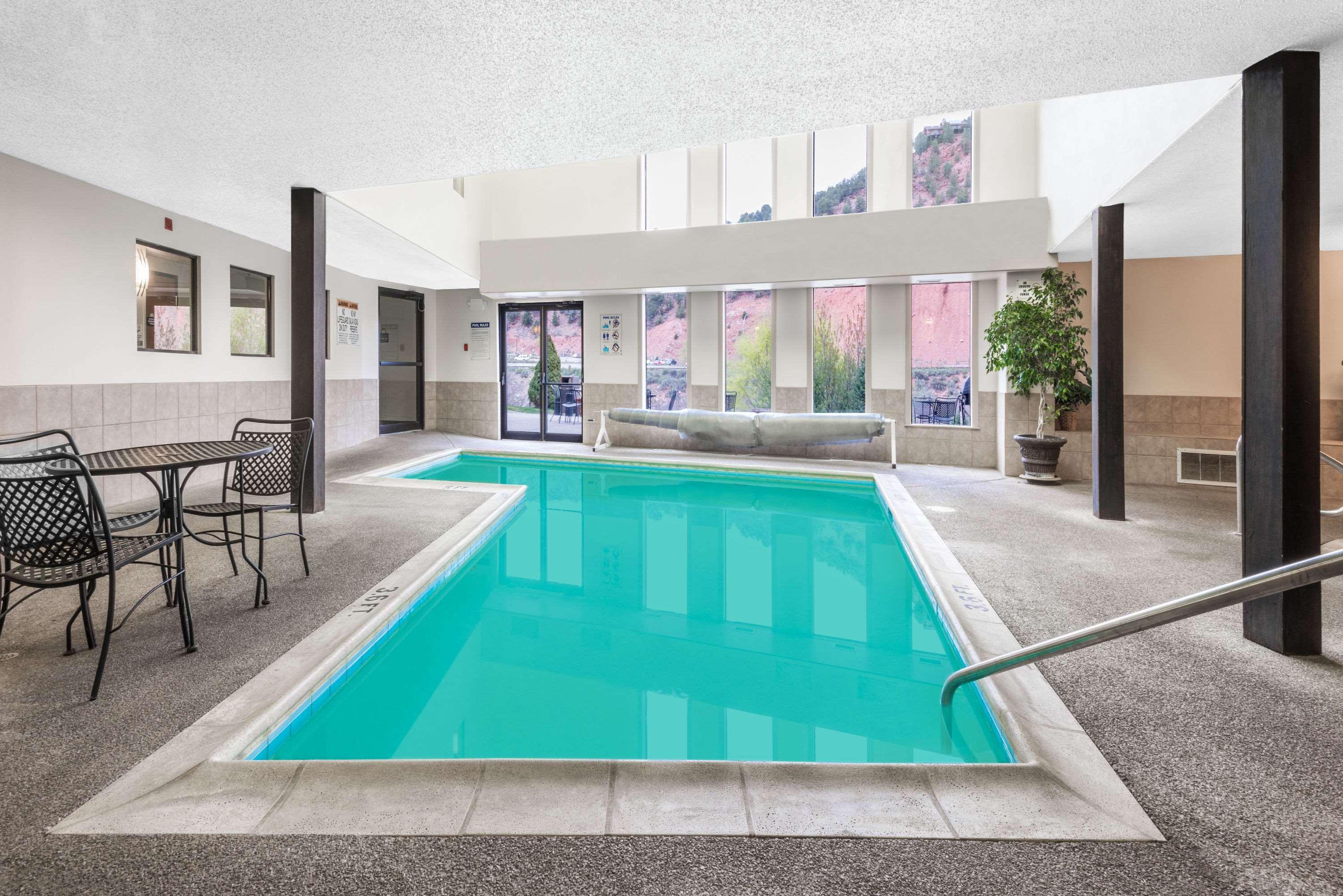 Days By Wyndham Hotel