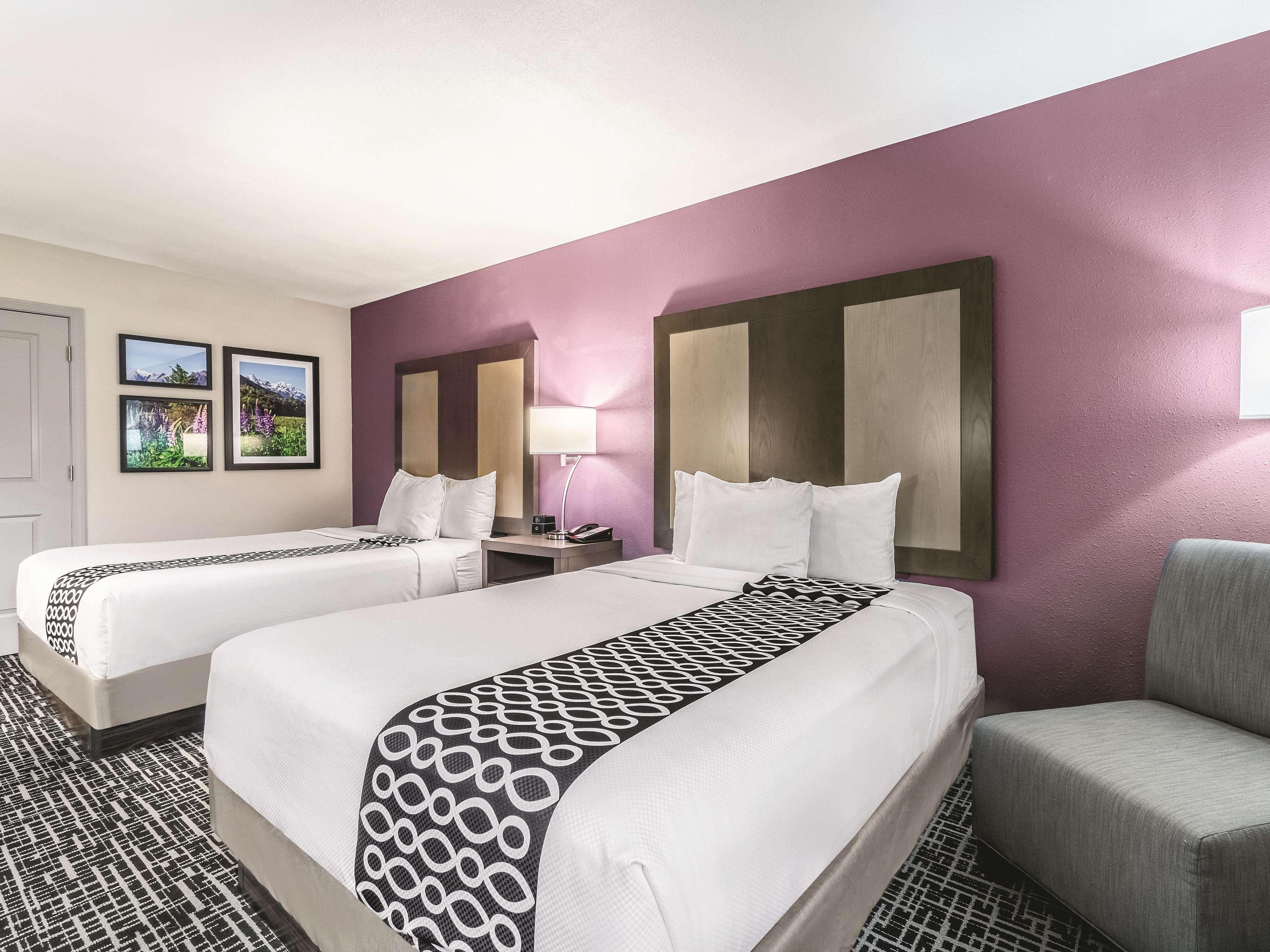 La Quinta By Wyndham Hotel