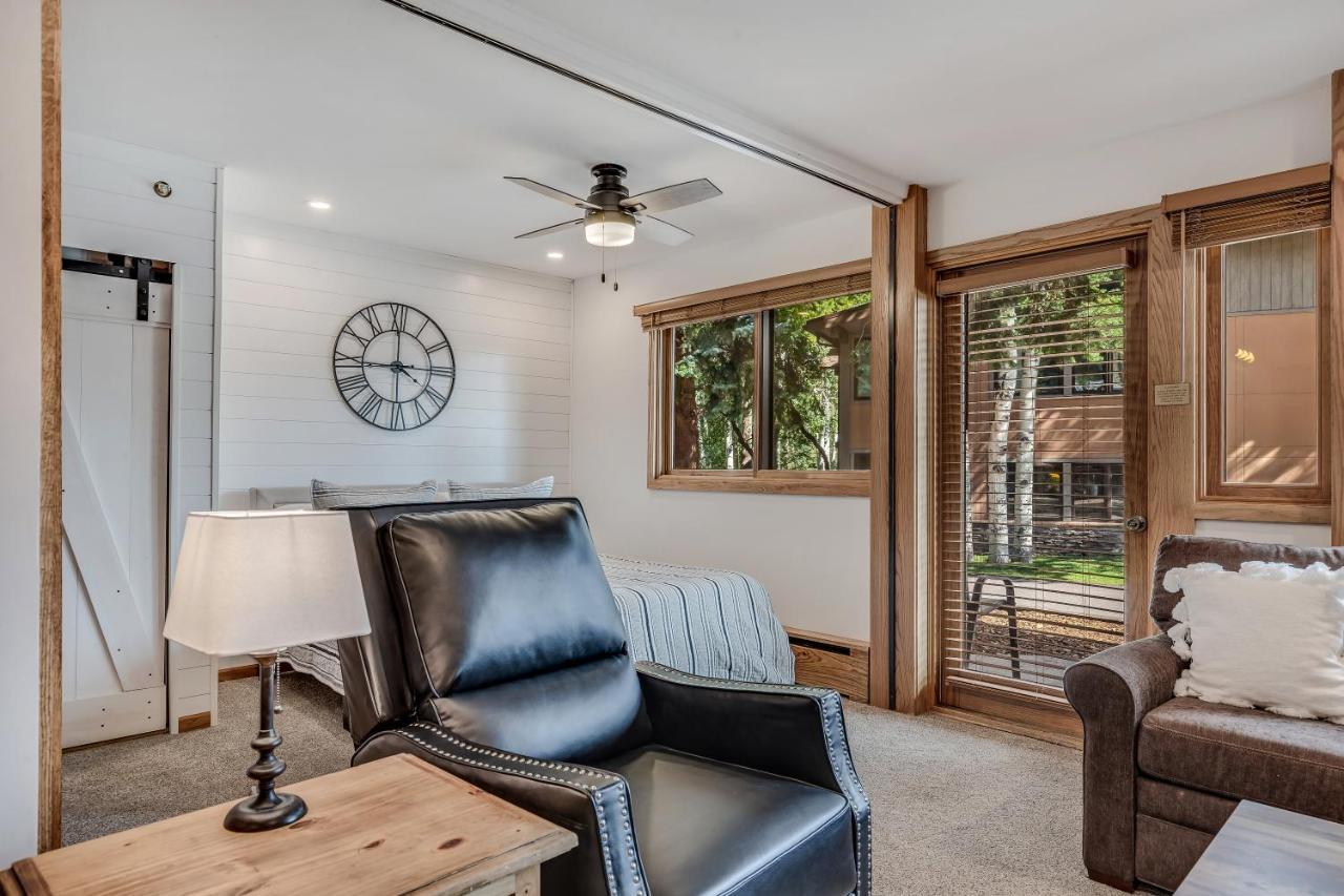 Laurelwood 102 *